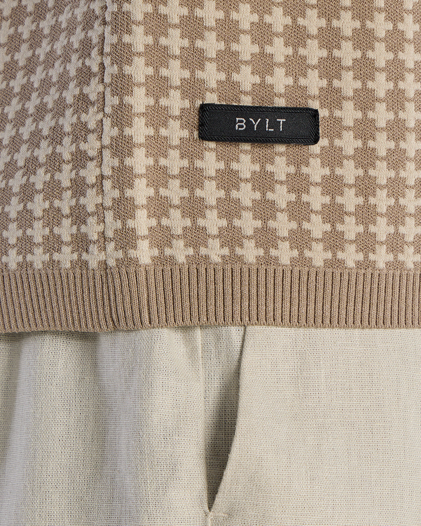 TechKnit Club Short Sleeve Button Down
