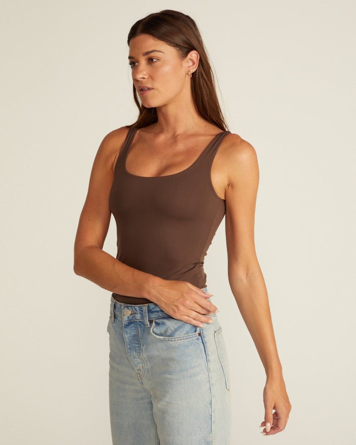 Contour Scoopneck Tank